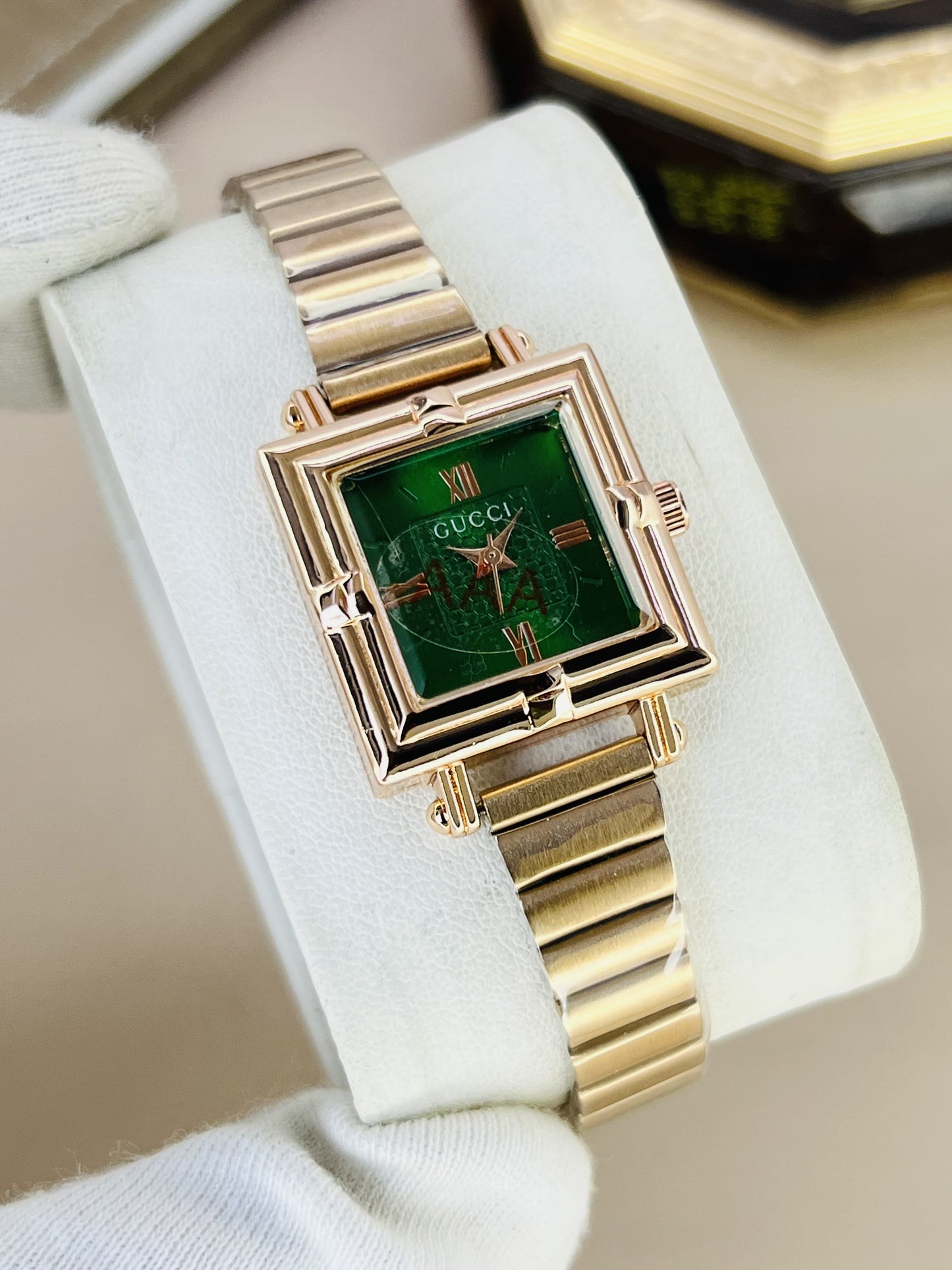 GUCCI Women's Quartz Stainless Steel Square Shape Premium Watch