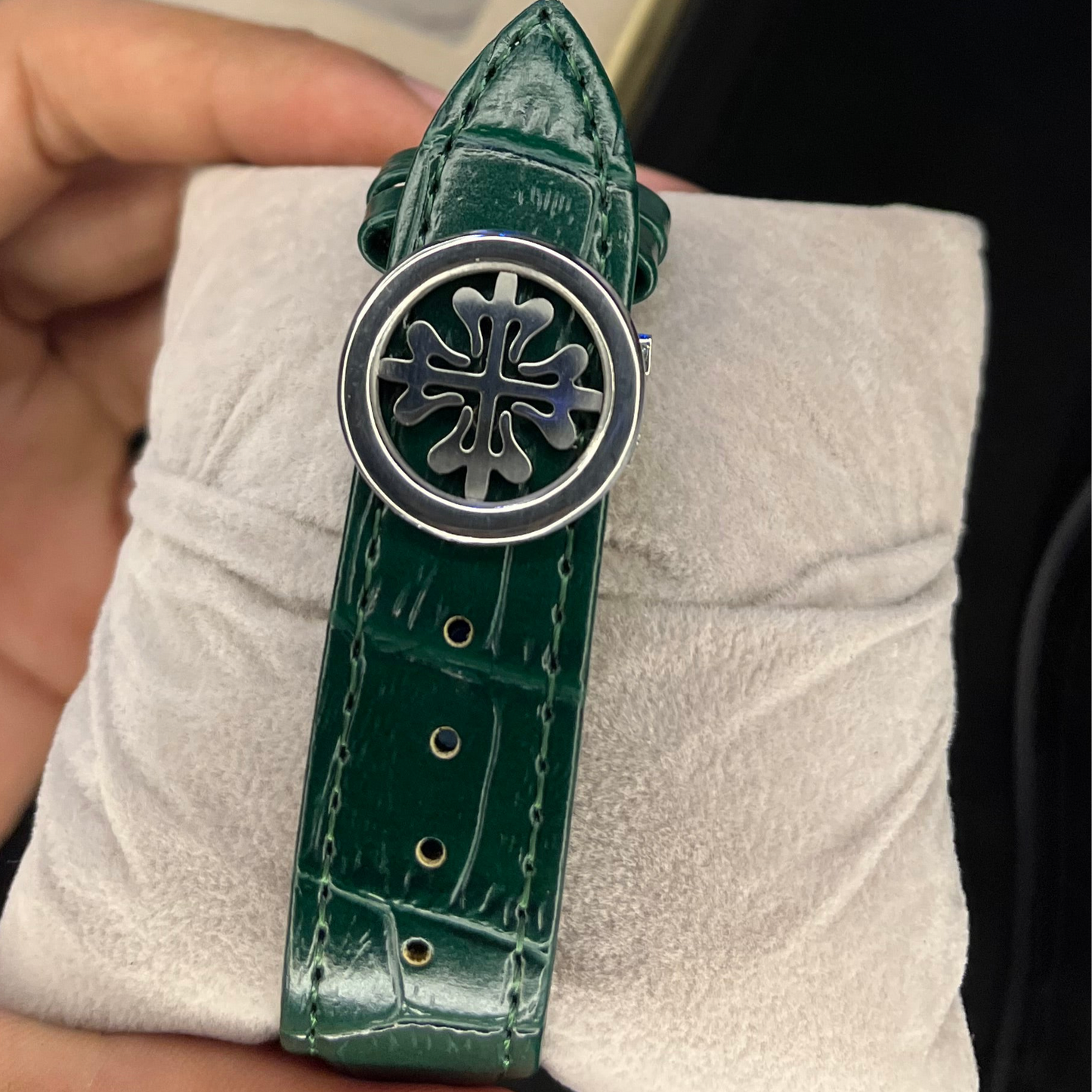 Patek Philippe Cubitus – Men's Watch | Green Dial with Date | Green Leather Strap