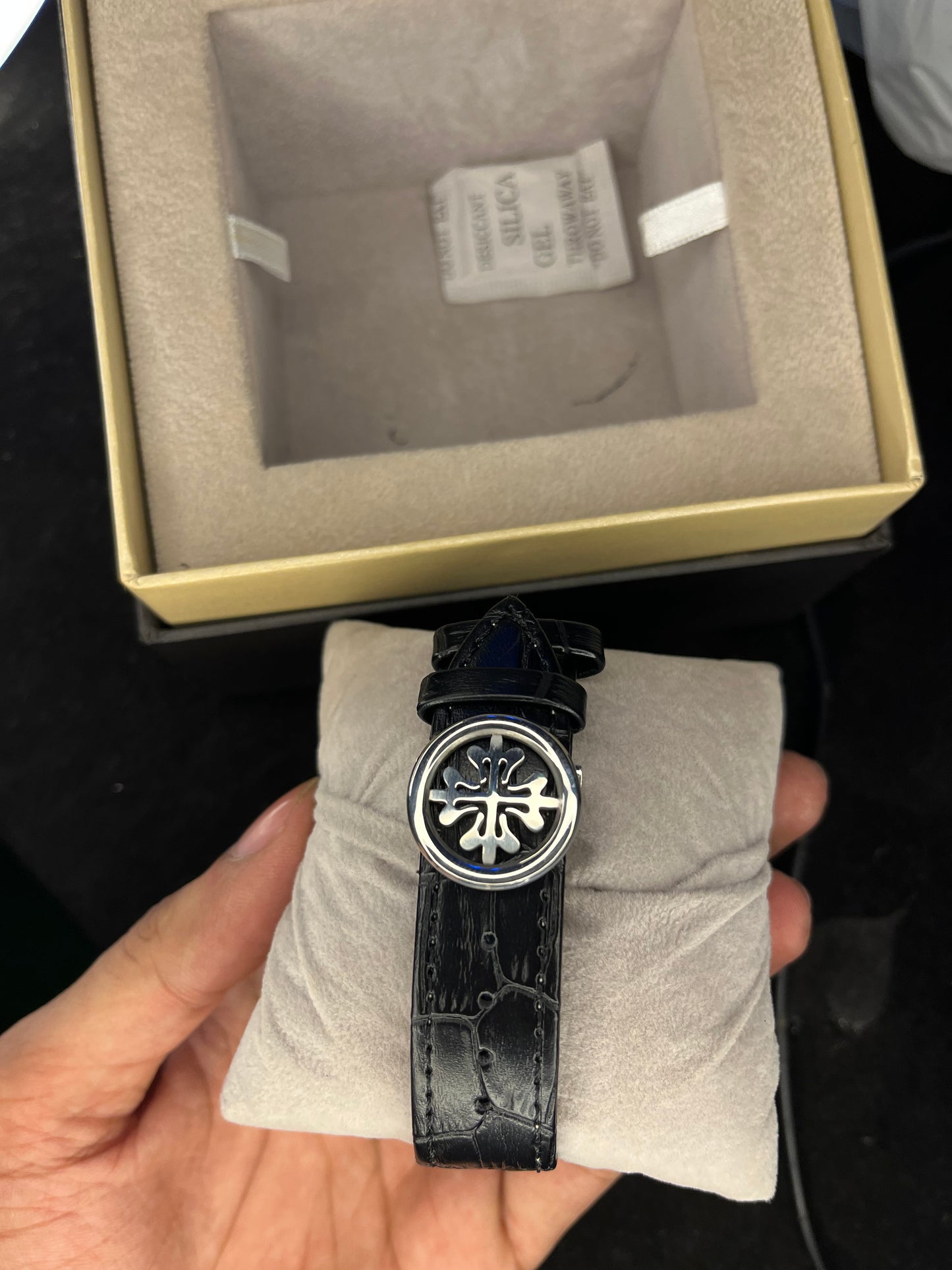 Patek Philippe Cubitus – Men's Watch | Black Dial with Date | Black Leather Strap