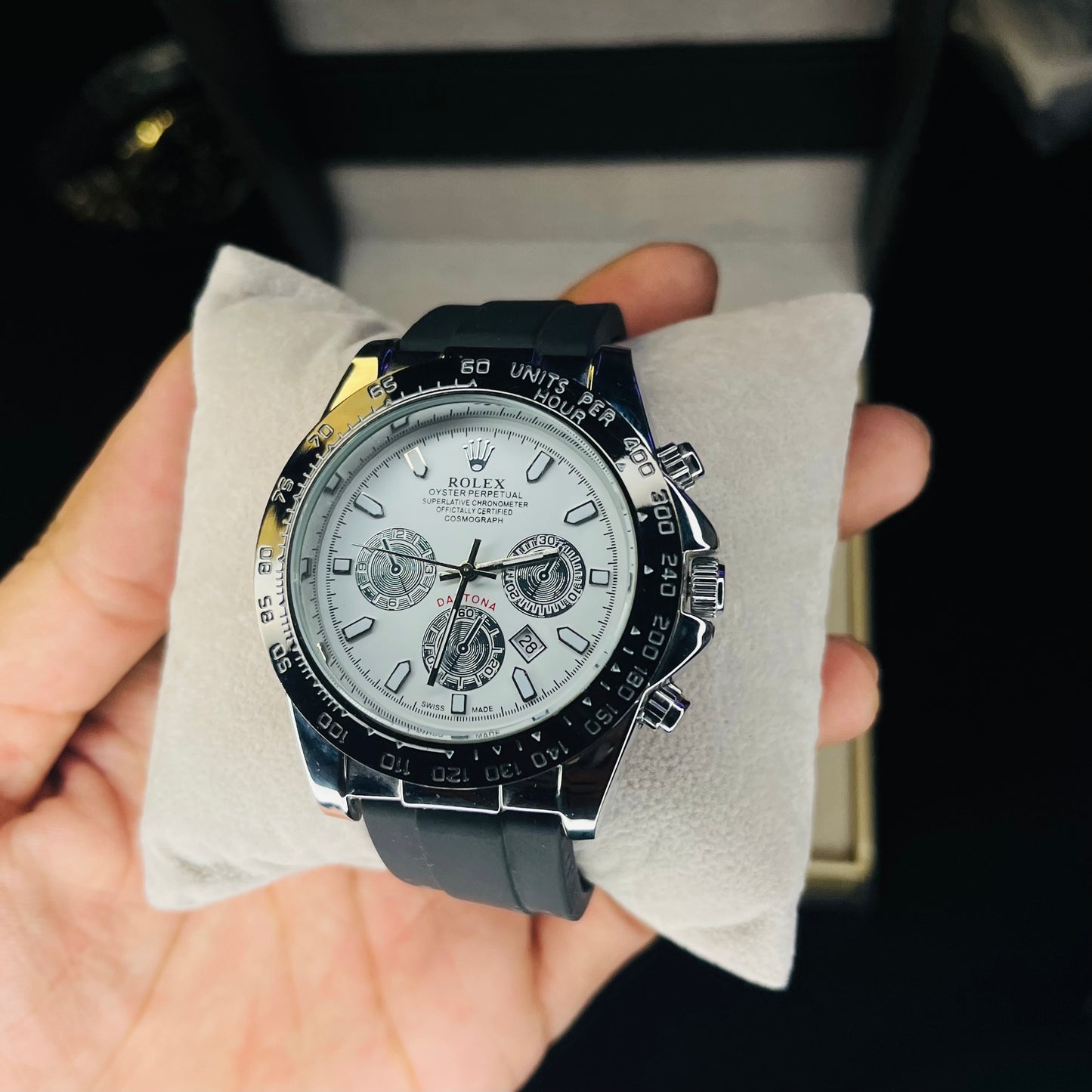 RLX White Dial Men’s Quartz Watch | Silicone Strap | Premium Finish
