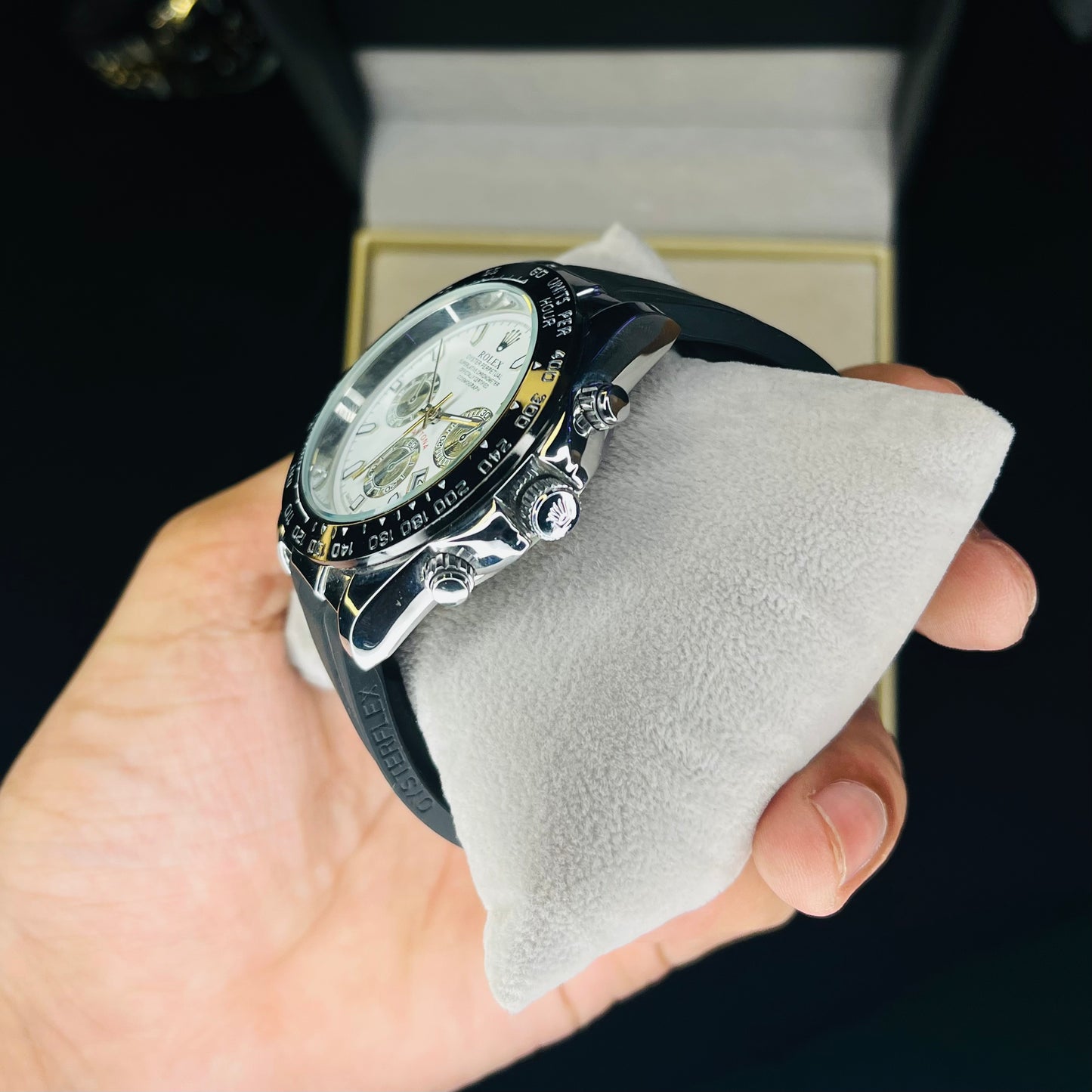 RLX White Dial Men’s Quartz Watch | Silicone Strap | Premium Finish
