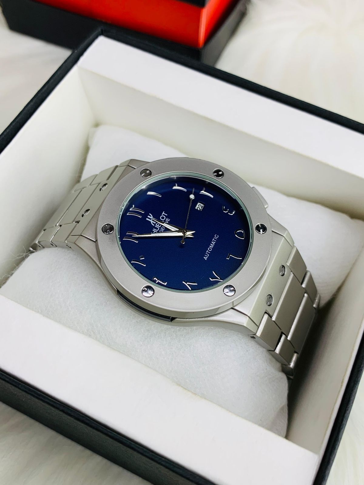 Hublot Classic Edition Watch for Men – Arabic Dial | Silver Chain | Blue Date Dial
