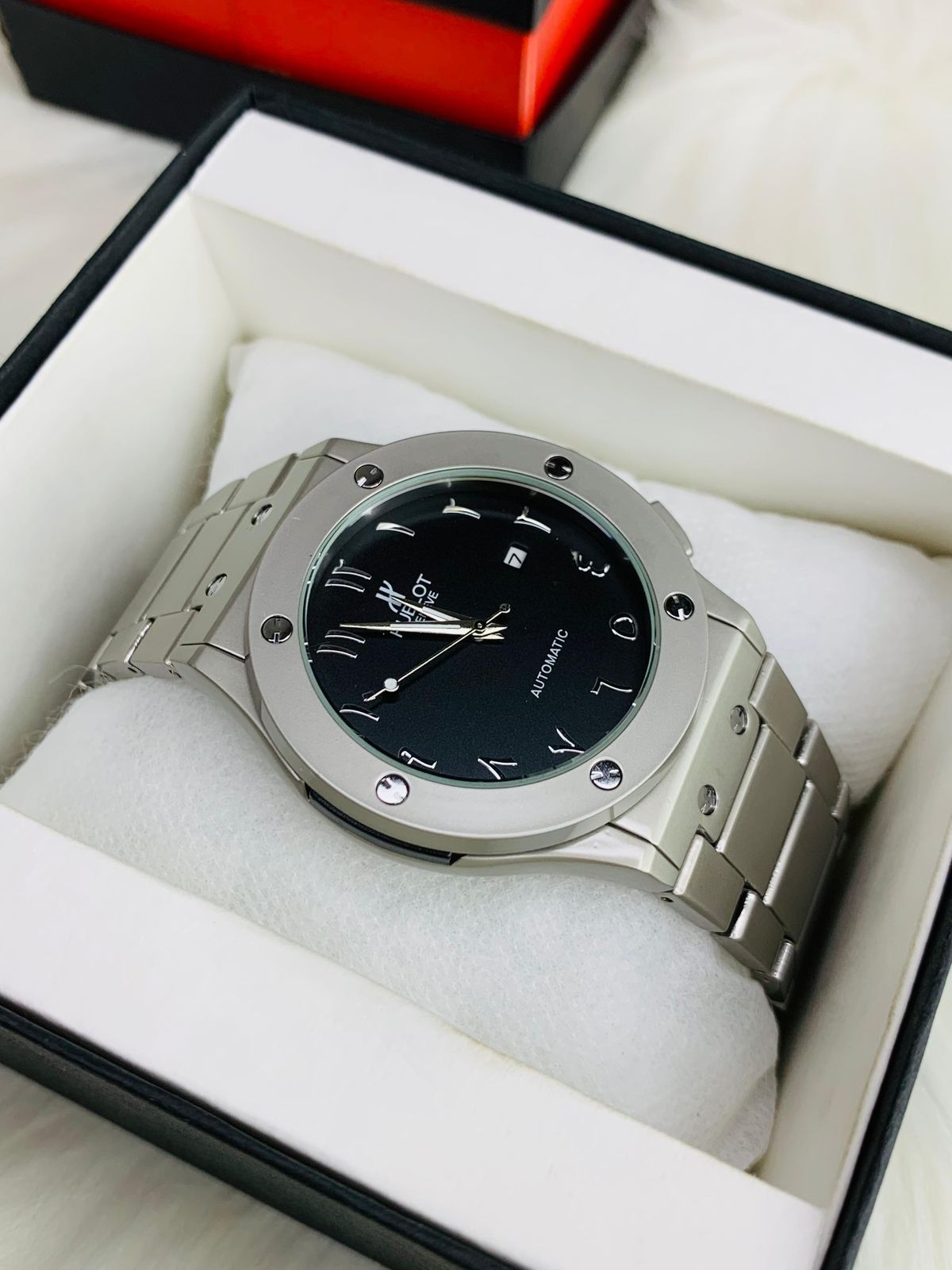 Hublot Classic Edition Watch for Men – Arabic Dial | Silver Chain | Black Date Dial