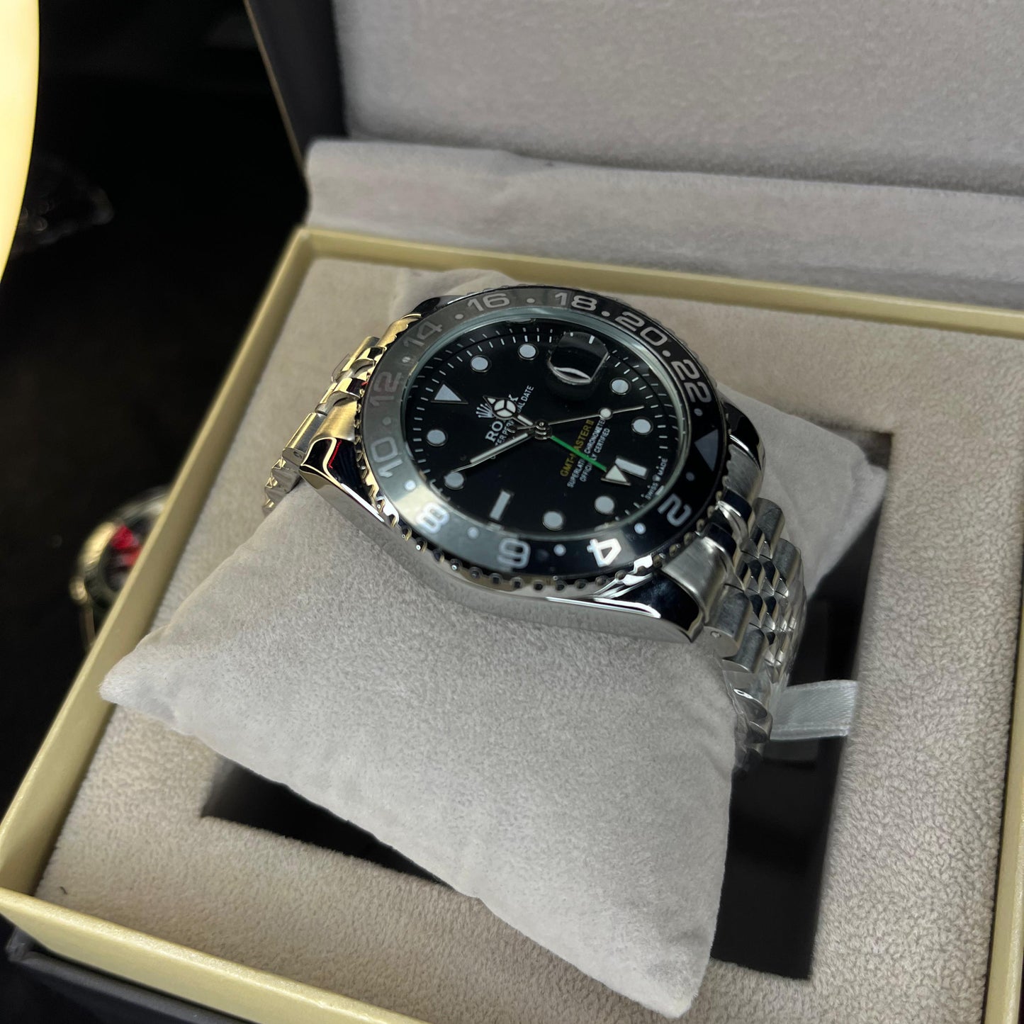 RLX GMT Master | 40mm Stainless Steel | Ghost Bezel on Jubilee Chain